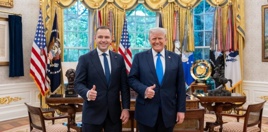 poland,-divided-between-trump-and-the-eu