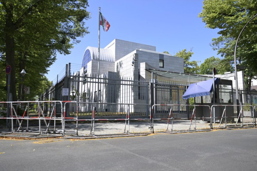 danish-man-suspected-of-spying-on-jewish-targets-for-iran,-german-prosecutors-say