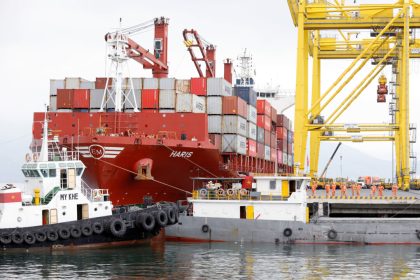 vietnam-signs-trade-deal-with-us-despite-china’s-warnings,-more-countries-may-follow:-experts