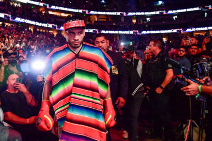 boxer-chavez-jr.-expected-to-be-deported-to-mexico-to-serve-sentence,-mexican-president-says