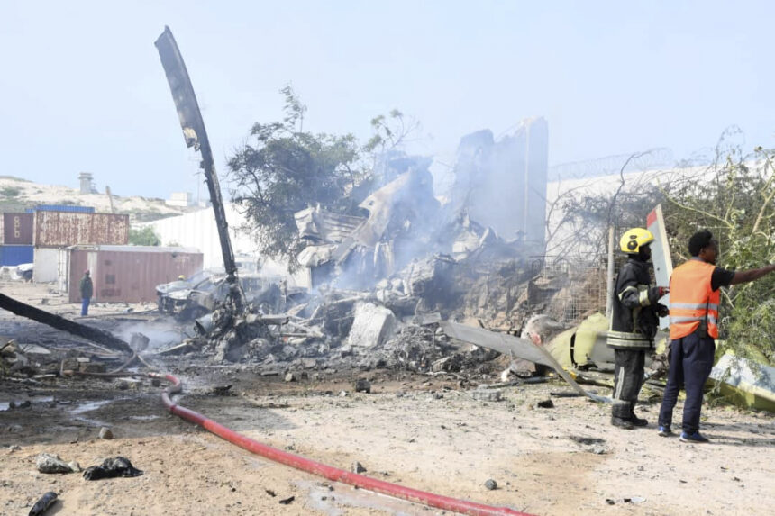 helicopter-on-african-union-mission-crashes-in-somalia,-killing-5-ugandan-soldiers