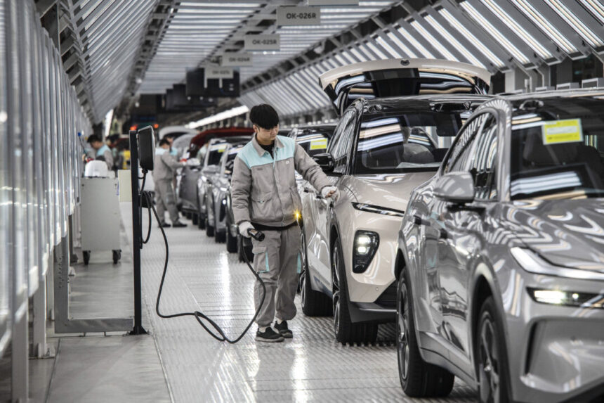 china’s-africa-experiment-with-evs-sparking-concern-among-local-automakers
