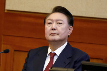 former-south-korean-president-yoon-appears-in-court-on-possible-detention-warrant