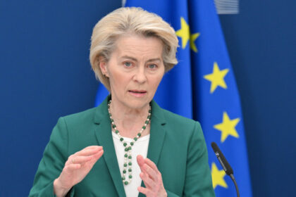 european-commission-president-von-der-leyen-survives-confidence-vote
