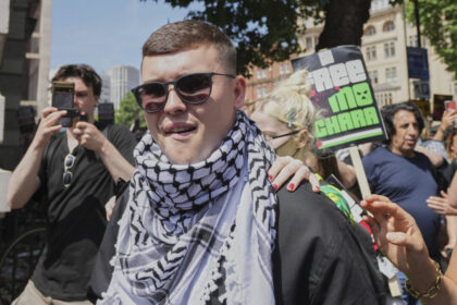 immigration-minister-won’t-say-if-canada-considering-barring-british,-irish-rappers