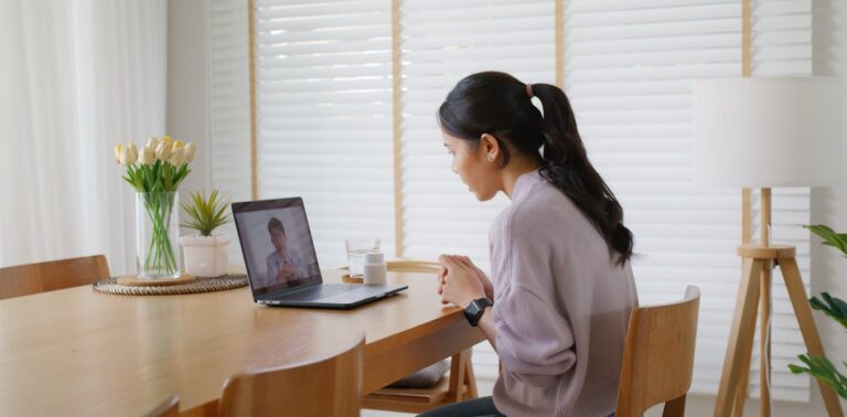 online-therapy-as-effective-as-in-person-therapy,-finds-large-study