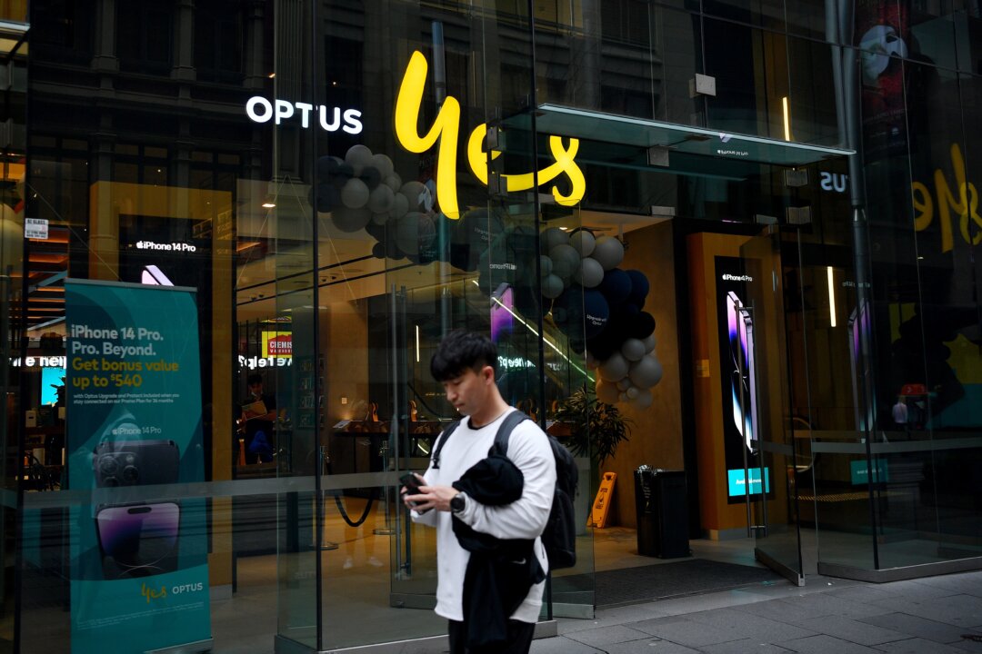 optus-to-launch-australian-made-satellite-to-compete-with-musk’s-starlink optus-to-launch-australian-made-satellite-to-compete-with-musk’s-starlink