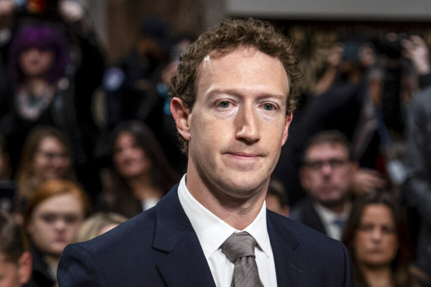 zuckerberg,-former-meta-leaders-face-$8-billion-trial-over-facebook-privacy-practices