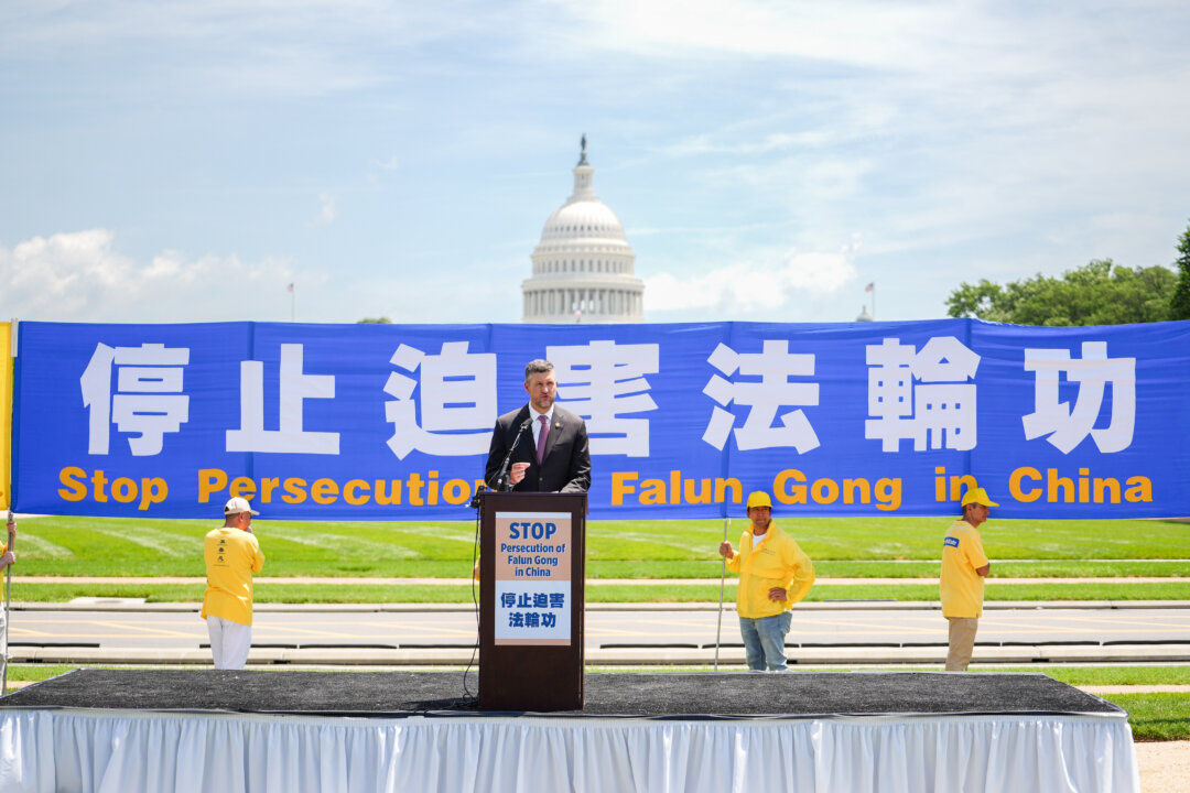 rally-in-washington-condemns-ccp’s-26-year-persecution-of-falun-gong