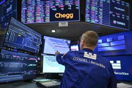 us-foreign-capital-inflows-jump-to-more-than-$300-billion-in-may