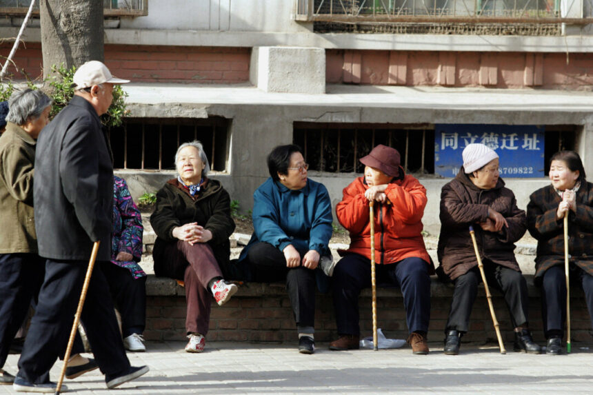 china’s-record‑low-pension-adjustment-reveals-shrinking-safety-net