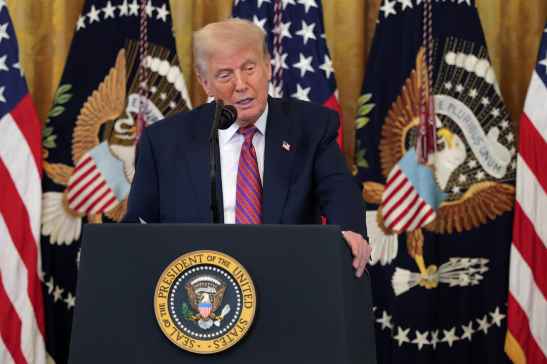 trump-vows-to-‘try-to-save’-afghans-in-uae-at-risk-of-repatriation