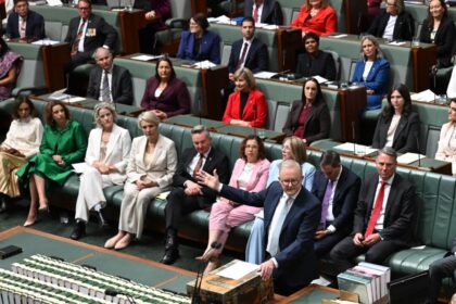 speaker-granted-new-power-to-expel-mps-for-up-to-3-hours-for-‘disorderly-conduct’
