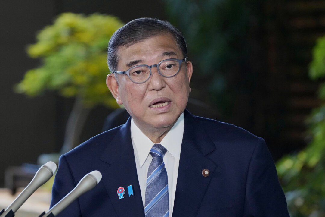 japanese-prime-minister-denies-plans-to-resign,-says-he-will-examine-us-trade-deal japanese-prime-minister-denies-plans-to-resign,-says-he-will-examine-us-trade-deal