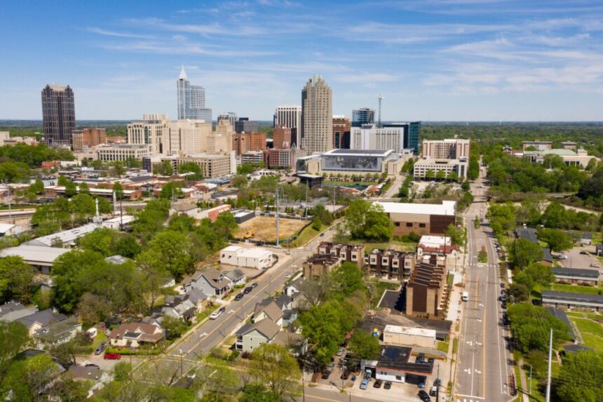 smaller-us-metro-areas-outperform-in-jobs-for-new-grads