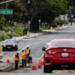 us-economy-expands-at-fastest-pace-this-year,-but-factories-slide-into-contraction