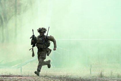 day-in-photos:-military-exercise-in-australia,-forest-fire-in-cyprus,-and-marble-cave