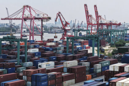 us,-china-to-resume-trade-talks-ahead-of-august-deadline