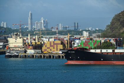 ck-hutchison-to-invite-chinese-investor-to-join-global-port-deal