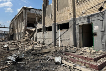 live-now:-view-of-kyiv-attack-site-following-russian-overnight-strikes