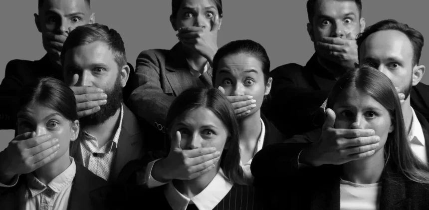 how-the-british-government-silenced-the-“free”-press,-made-truth-illegal