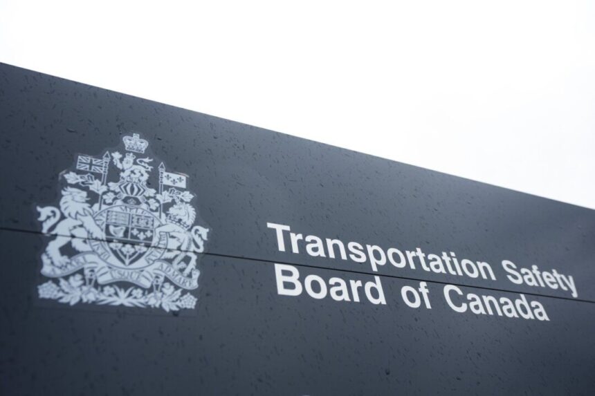pilot-killed,-2-injured-after-small-plane-crashes-near-ottawa-airport