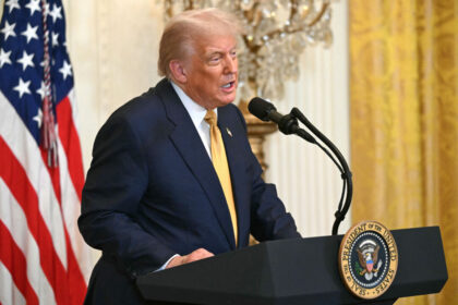 trump-says-americans-could-get-dividends-from-tariff-revenues