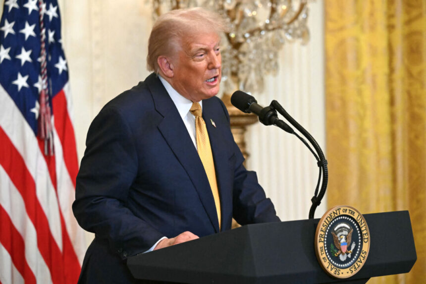 trump-says-americans-could-get-dividends-from-tariff-revenues