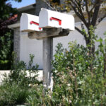 canada-post-ends-use-of-red-flags-on-rural-mailboxes-to-signal-incoming-mail