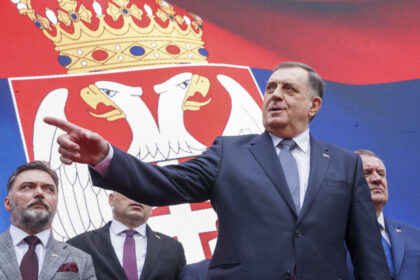 bosnian-serb-leader-removed-from-office-after-rejecting-jail-order
