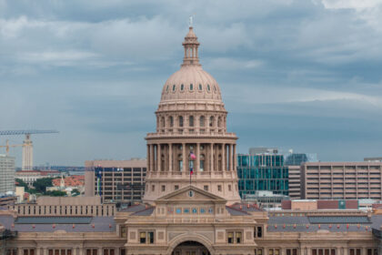 texas-seeks-arrest-of-fleeing-democrats-amid-redistricting-showdown