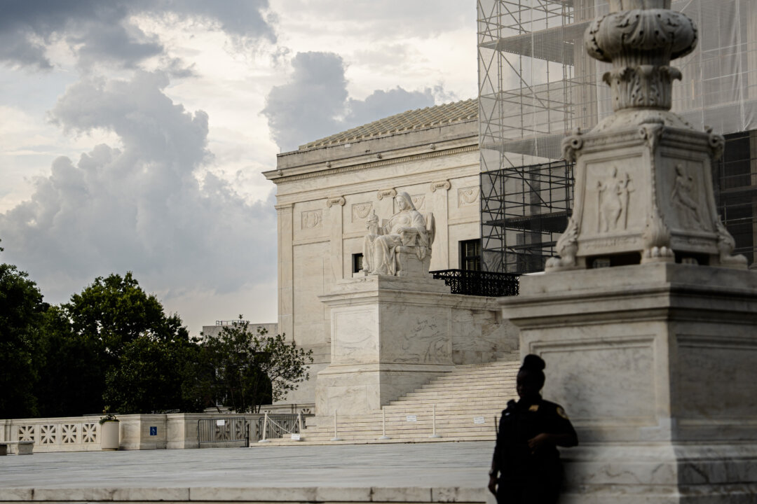 companies-challenging-trump-tariffs-urge-supreme-court-to-take-up-case