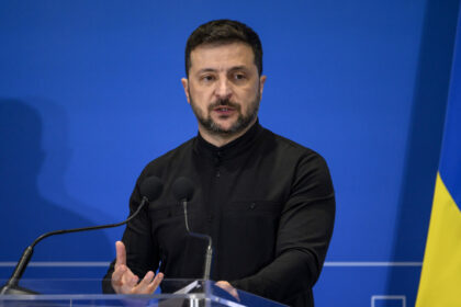 zelenskyy-could-attend-meeting-between-trump-and-putin-this-week,-ambassador-says