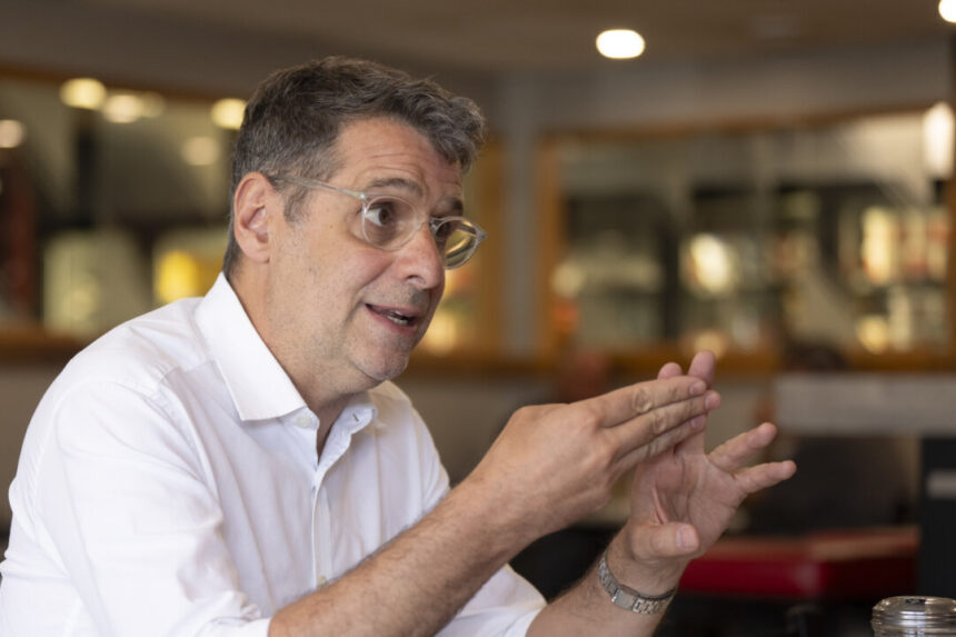 voters-head-to-polls-for-closely-watched-quebec-byelection-in-arthabaska