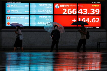 replay:-japan’s-nikkei-share-gauge-hits-record-high