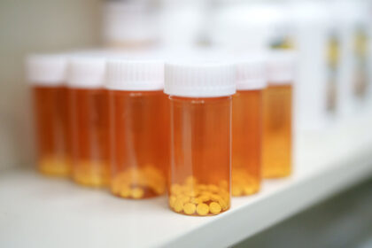 trump-signs-order-to-refill-strategic-reserves-of-pharmaceutical-ingredients
