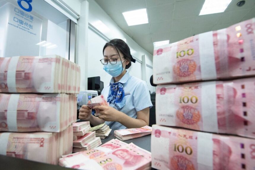 china’s-new-bank-loans-drop-for-first-time-since-2005
