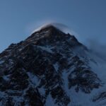 chinese-climber-dies-after-summiting-world’s-second-highest-peak,-k2