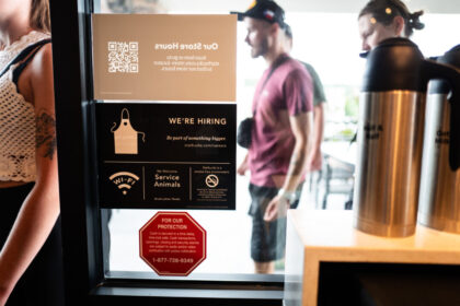 us-weekly-jobless-claims-tick-lower-as-labor-market-stalls