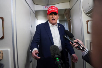 trump-talks-to-press-on-air-force-one-(aug.-15)