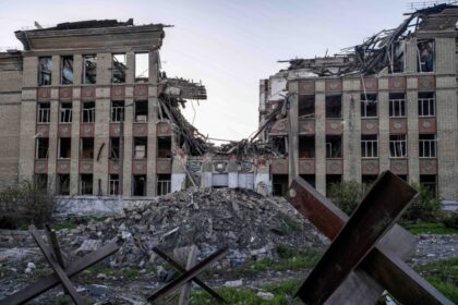 russian-military-thrust-tests-key-ukrainian-frontline