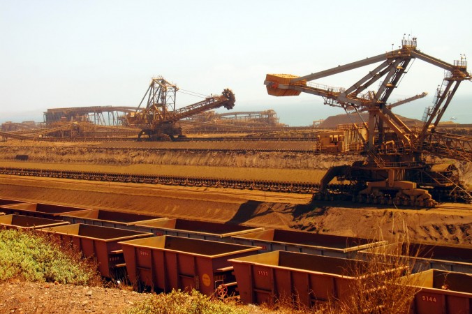 australia-has-minerals-and-miners,-but-can-it-loosen-china’s-grip-on-rare-earths?
