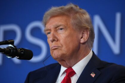trump-pauses-tariff-threats-on-china-following-putin-summit