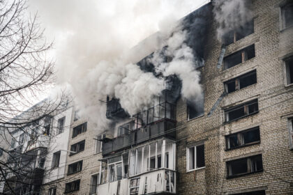 russia-strikes-northeastern-sumy-region,-injuring-14:-ukrainian-prime-minister