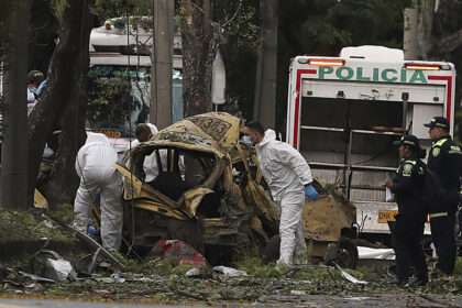 car-bomb-and-attack-on-a-helicopter-in-colombia-kill-at-least-17,-including-police-officers