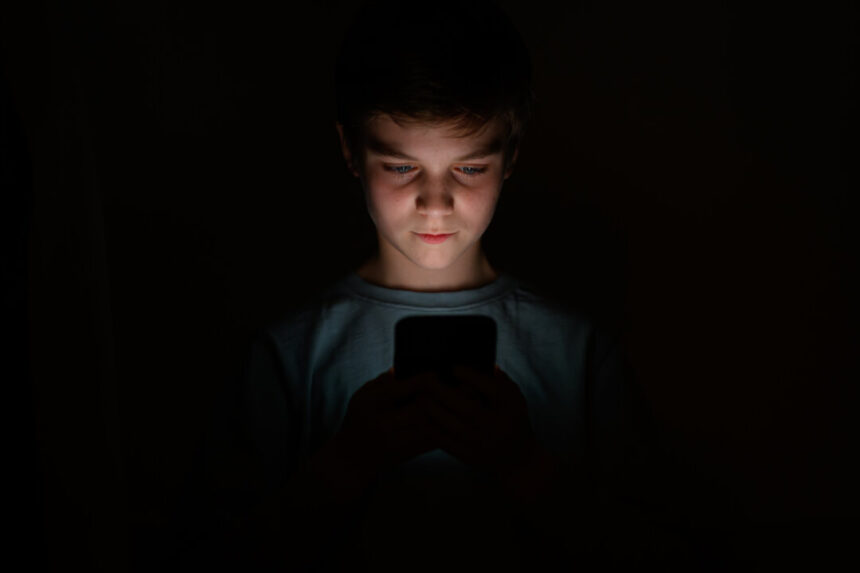 vast-majority-of-youth-exceed-daily-‘screen-time’-recommendations:-government-report