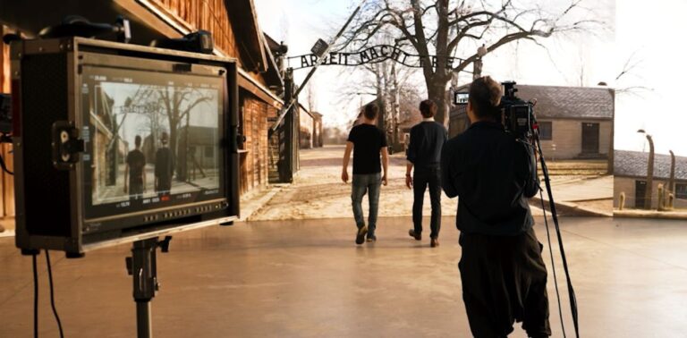 the-problem-with-auschwitz-birkenau’s-new-digital-camp-replica