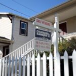 us-pending-home-sales-drop-more-than-expected-in-july
