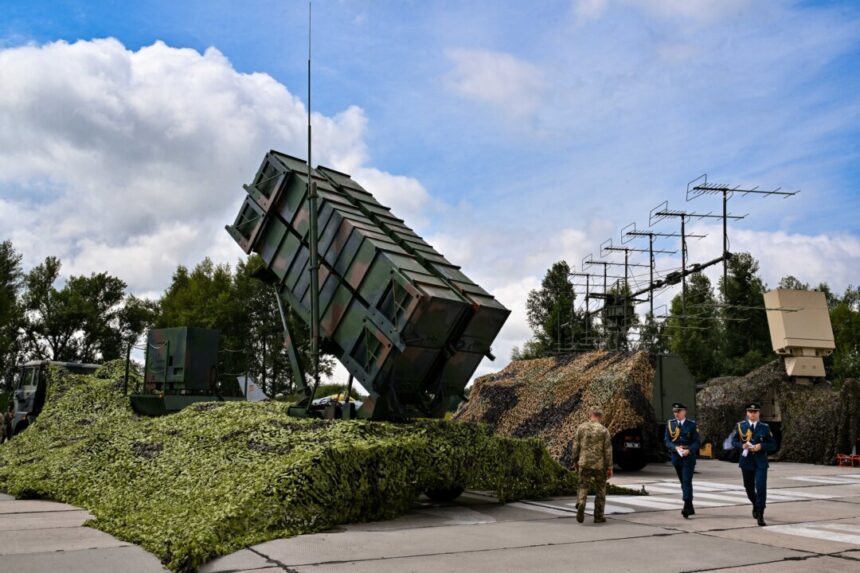 us-greenlights-$330-million-sale-of-starlink-services,-patriot-support-to-ukraine