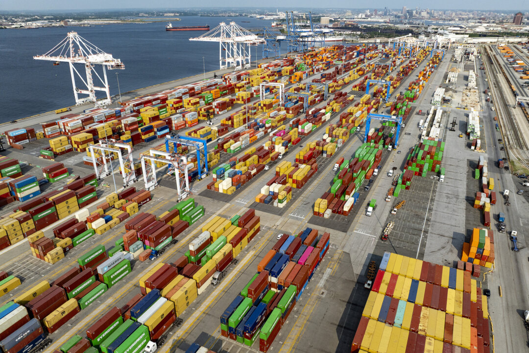 us-trade-deficit-soars-as-capital-goods-imports-hit-record-high